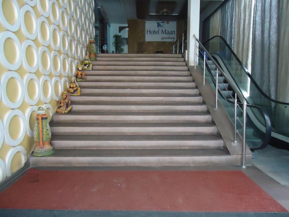 Hotel Maan Residency Satellite Road Ahmedabad Ngoại thất bức ảnh